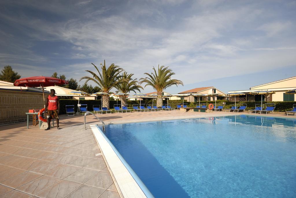 Villaggio Turistico La Cecinella Marina di Cecina Exterior foto