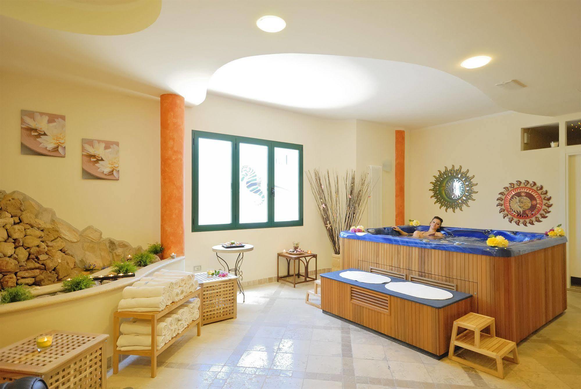 Villaggio Turistico La Cecinella Marina di Cecina Exterior foto