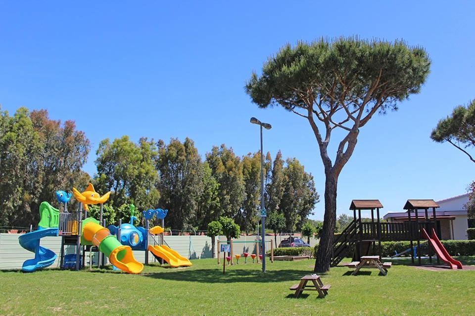 Villaggio Turistico La Cecinella Marina di Cecina Exterior foto